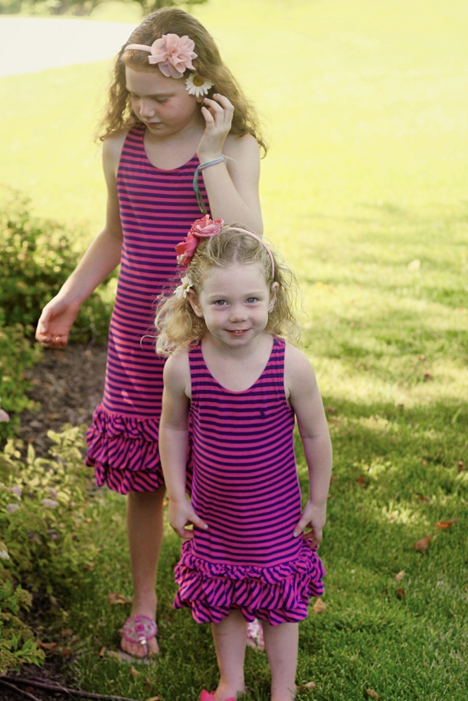 Nebraska Motherhood + Fashion blogger, Leslie of Tiny Stampede shares a look at Ralph Lauren for girls.